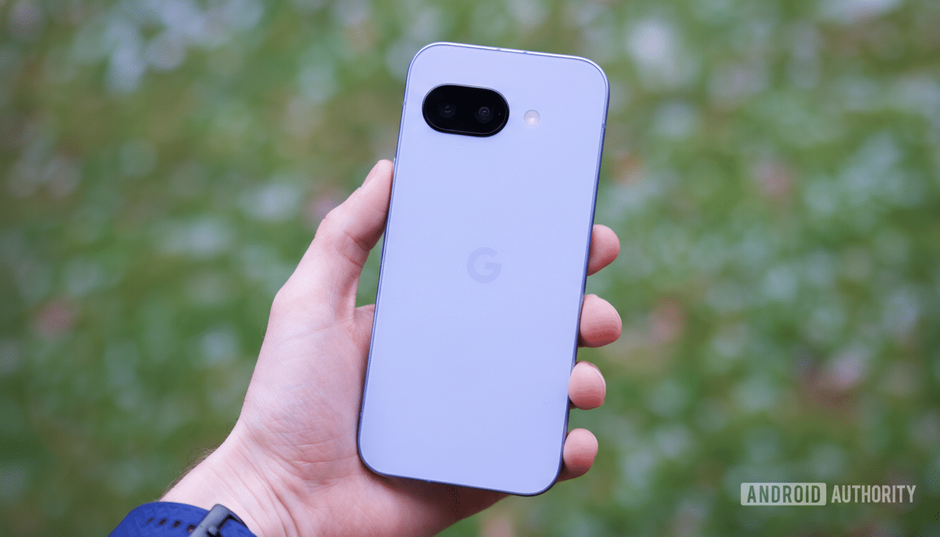 Design and Display: Sleek Makeover with Vibrant Screen